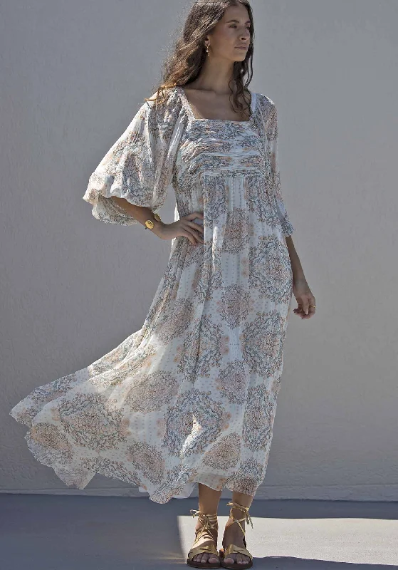 Prodigy Print Sleeve Maxi Dress Fashionable Chiffon Maxi Dress