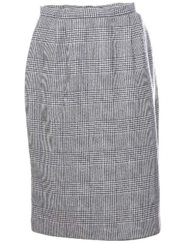 Dogtooth Pencil Skirt - M corduroy skirt cozy