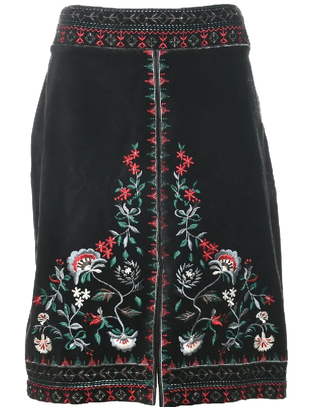 Embroidered Velvet A-line Skirt - L pencil skirt chic